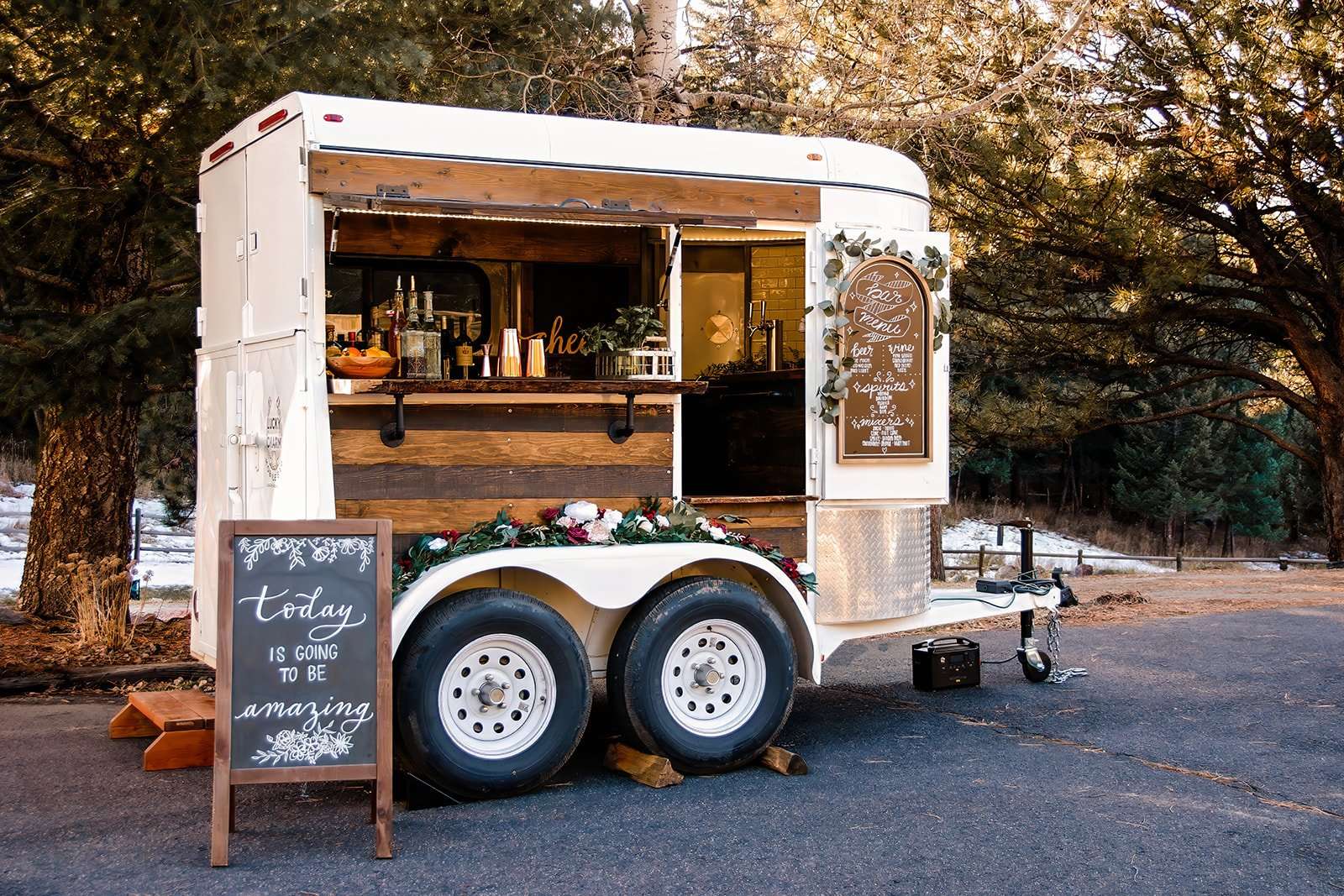 Hire a Bar for a Wedding That Guests Will Never Forget with Ruby’s Signature Cocktail Experience